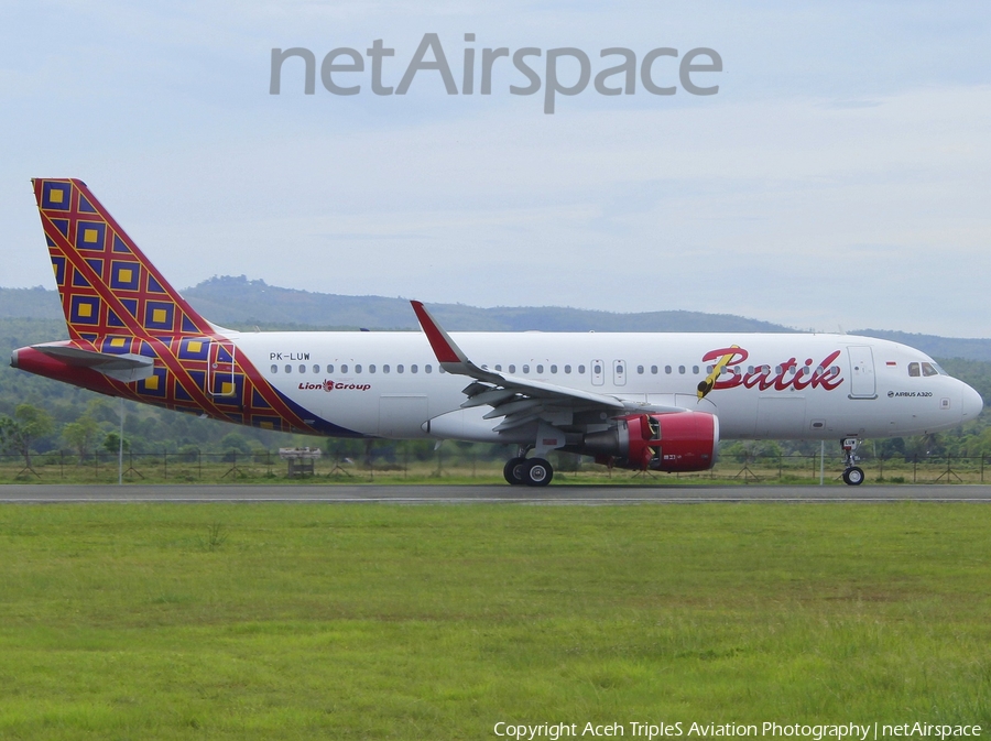 Batik Air Airbus A320-214 (PK-LUW) | Photo 329787