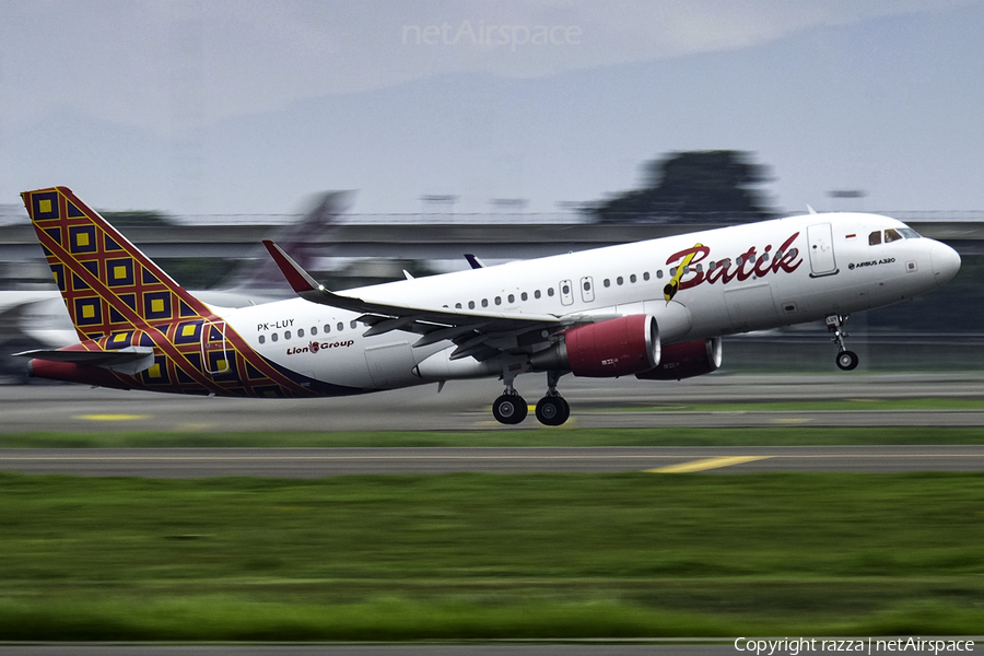 Batik Air Airbus A320-214 (PK-LUY) | Photo 500859