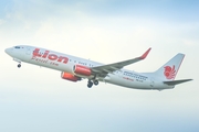 Lion Air Boeing 737-9GP(ER) (PK-LVF) at  Adisumarmo International, Indonesia