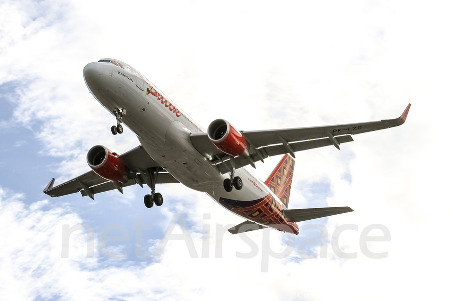 Batik Air Airbus A320-214 (PK-LZG) | Photo 424092