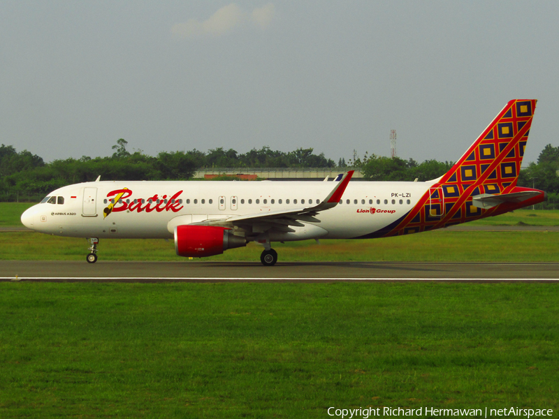 Batik Air Airbus A320-214 (PK-LZI) | Photo 365592