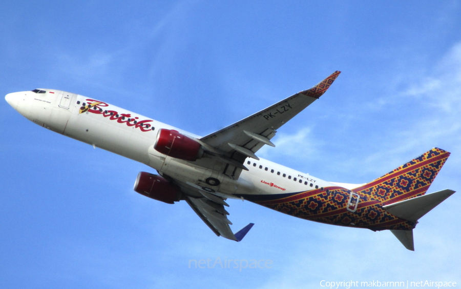 Batik Air Boeing 737-8GP (PK-LZY) | Photo 525315