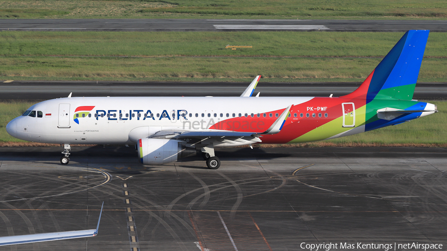 Pelita Air Service Airbus A320-214 (PK-PWF) | Photo 585605