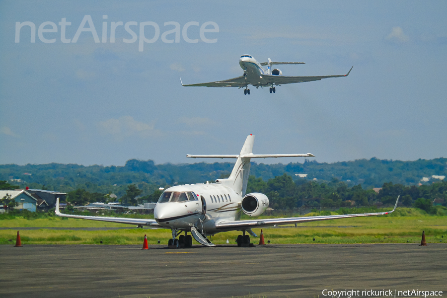 Tri-M.G Intra Asia Airlines Raytheon Hawker 900XP (PK-RDA) | Photo 548984