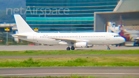 Super Air Jet Airbus A320-232 (PK-SAC) at  Yogyakarta - International, Indonesia