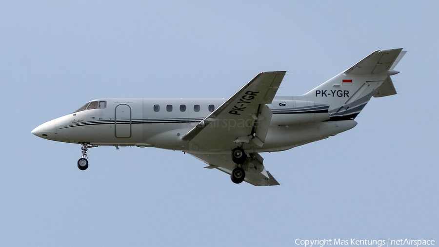 Tri-M.G Intra Asia Airlines Raytheon Hawker 800XPi (PK-YGR) | Photo 492336