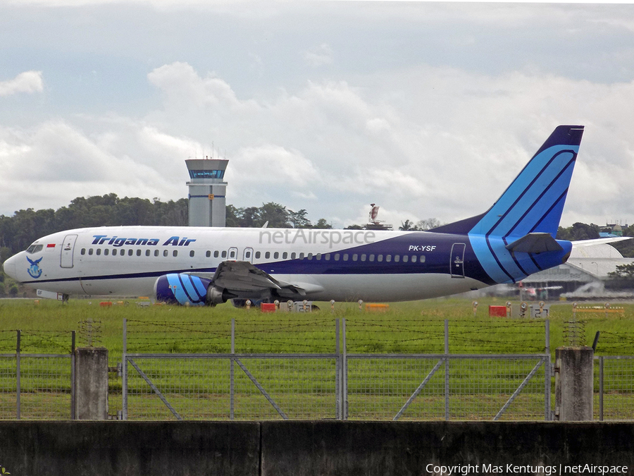 Trigana Air Service Boeing 737-4Y0 (PK-YSF) | Photo 458434