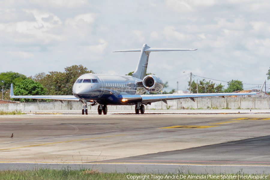 (Private) Bombardier BD-700-1A10 Global 6000 (PP-GUL) | Photo 486539