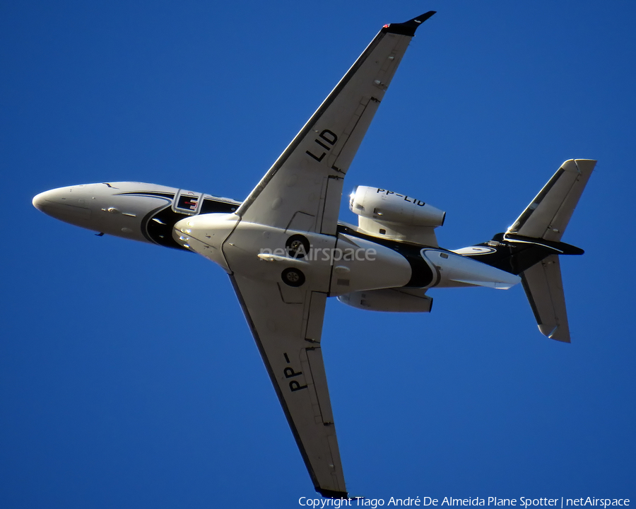 Lider Taxi Aereo Embraer EMB-505 Phenom 300 (PP-LID) | Photo 583394