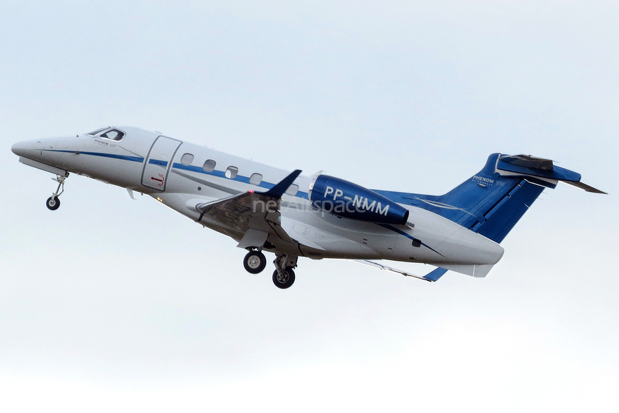 (Private) Embraer EMB-505 Phenom 300 (PP-NMM) | Photo 417242