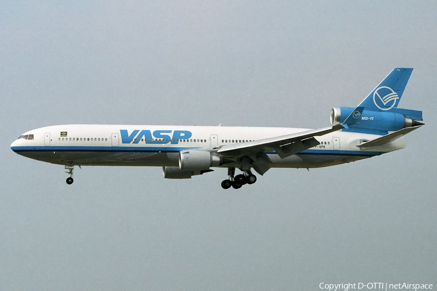 VASP McDonnell Douglas MD-11 (PP-SPK) | Photo 145684
