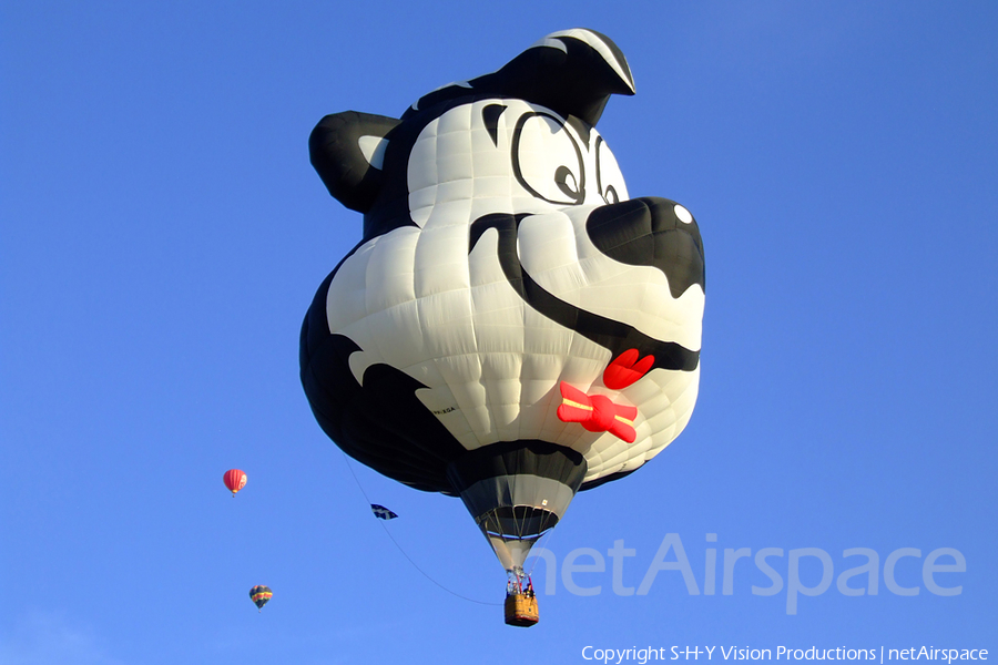 (Private) RVB Balloons BB-30 Stinky the Skunk (PP-XGA) | Photo 12696