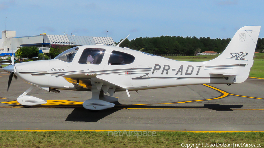 (Private) Cirrus SR22 (PR-ADT) | Photo 378653