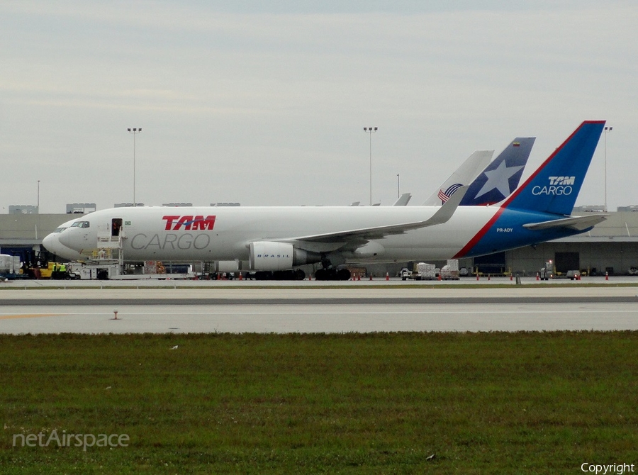 TAM Cargo Boeing 767-316F(ER) (PR-ADY) | Photo 34279