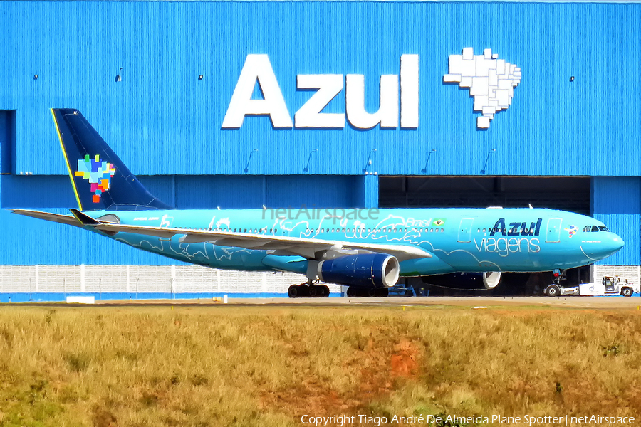 Azul Linhas Aereas Brasileiras Airbus A330-243 (PR-AIU) | Photo 510506
