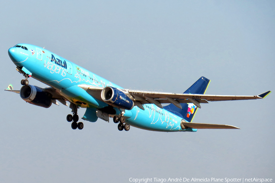 Azul Linhas Aereas Brasileiras Airbus A330-243 (PR-AIU) | Photo 529861