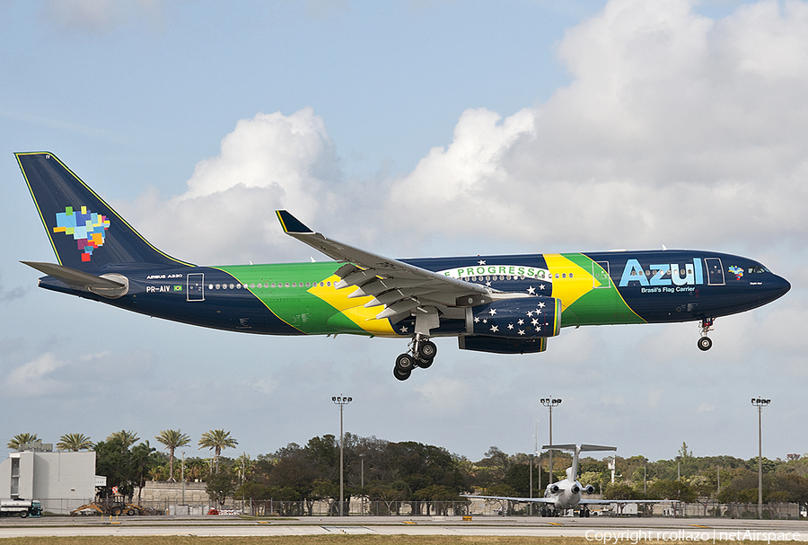 Azul Linhas Aereas Brasileiras Airbus A330-243 (PR-AIV) | Photo 64754
