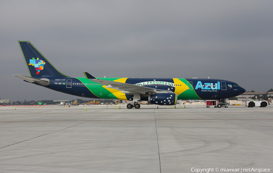 Azul Linhas Aereas Brasileiras Airbus A330-243 (PR-AIV) | Photo 65191