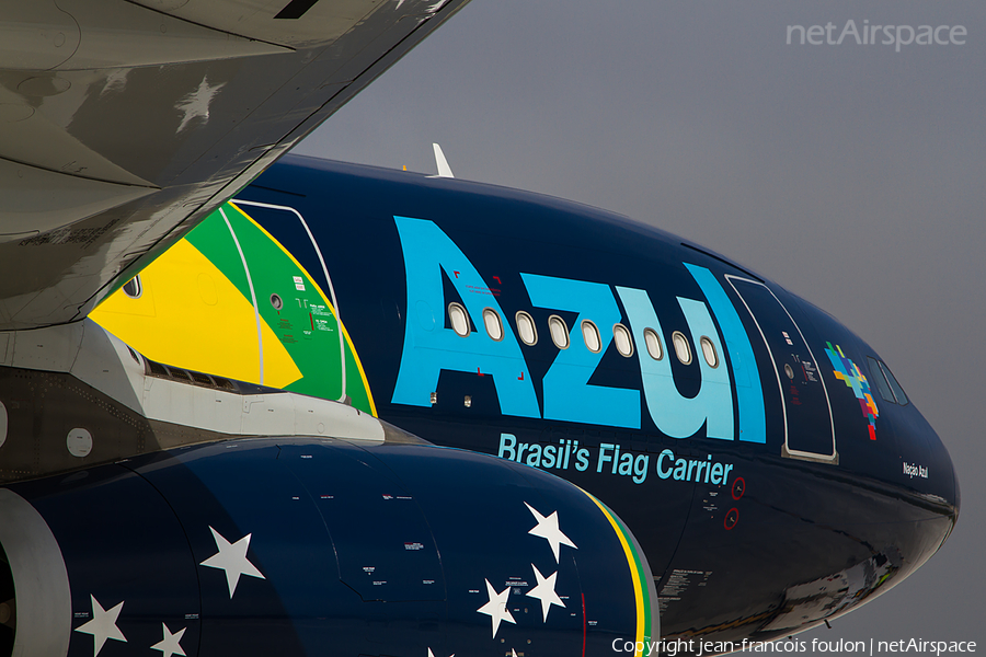 Azul Linhas Aereas Brasileiras Airbus A330-243 (PR-AIV) | Photo 66364