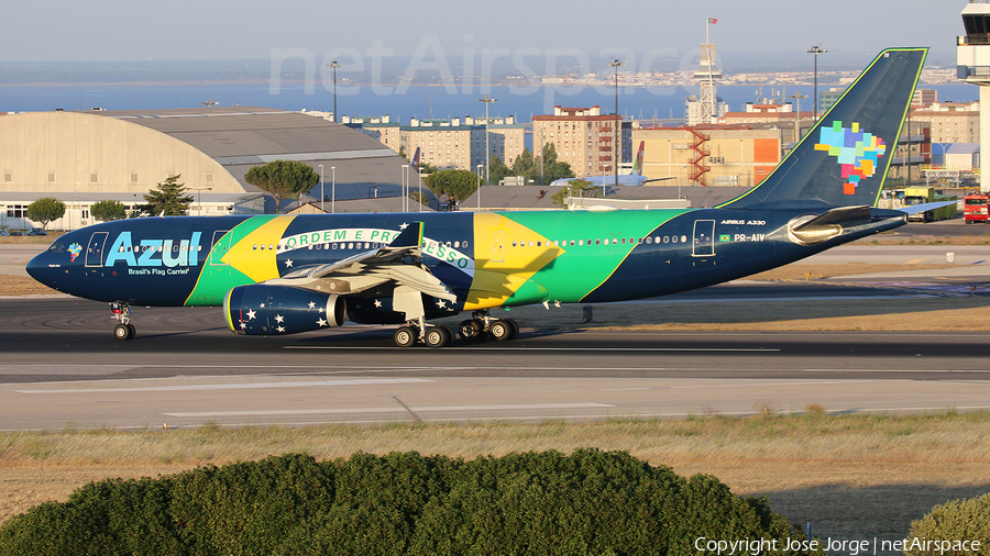 Azul Linhas Aereas Brasileiras Airbus A330-243 (PR-AIV) | Photo 513533