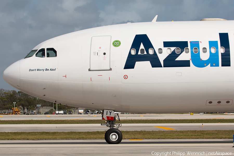 Azul Linhas Aereas Brasileiras Airbus A330-243 (PR-AIY) | Photo 242447