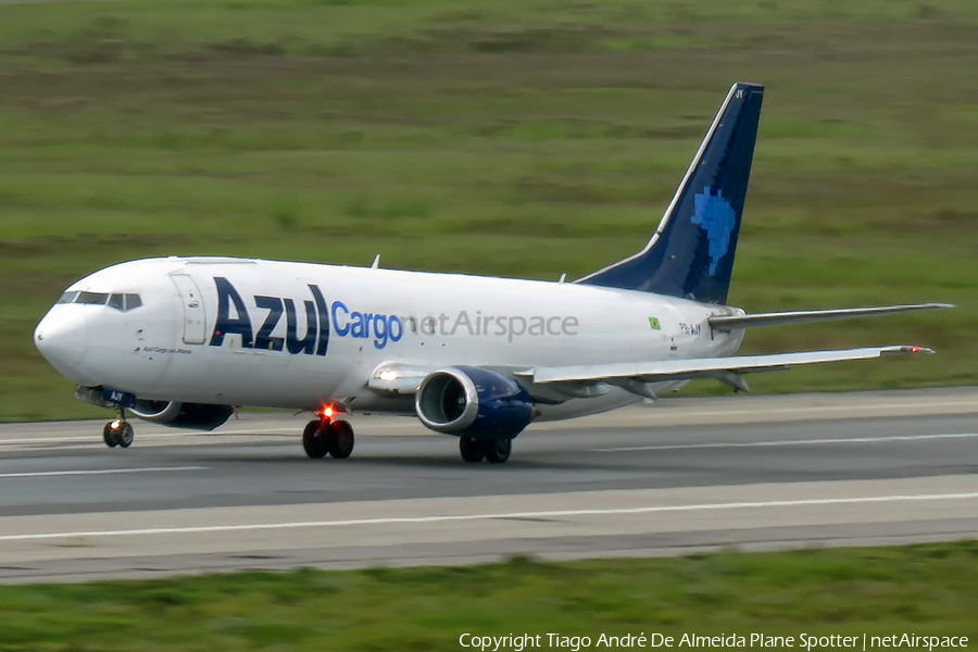 Azul Cargo Boeing 737-48E(SF) (PR-AJY) | Photo 396657