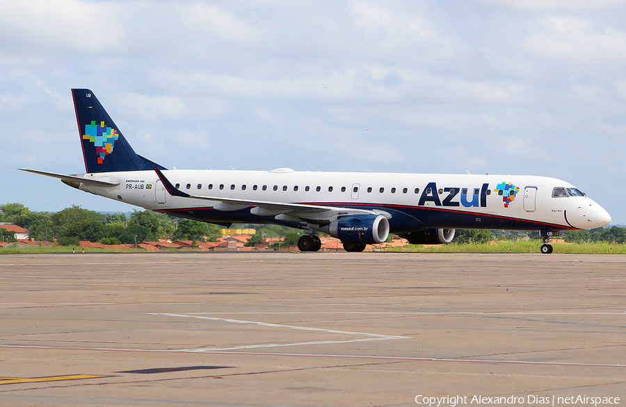Azul Linhas Aereas Brasileiras Embraer ERJ-195AR (ERJ-190-200 IGW) (PR-AUB) | Photo 502692