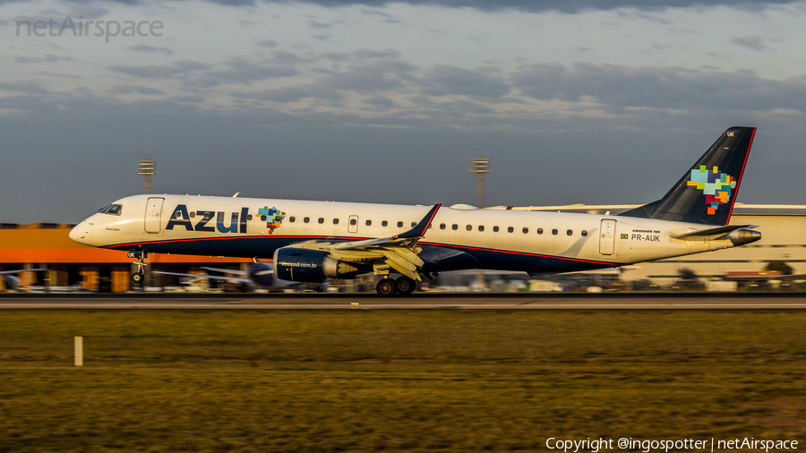 Azul Linhas Aereas Brasileiras Embraer ERJ-195AR (ERJ-190-200 IGW) (PR-AUK) | Photo 351769