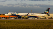 Azul Linhas Aereas Brasileiras Embraer ERJ-195AR (ERJ-190-200 IGW) (PR-AUK) at  Campinas - Viracopos International, Brazil