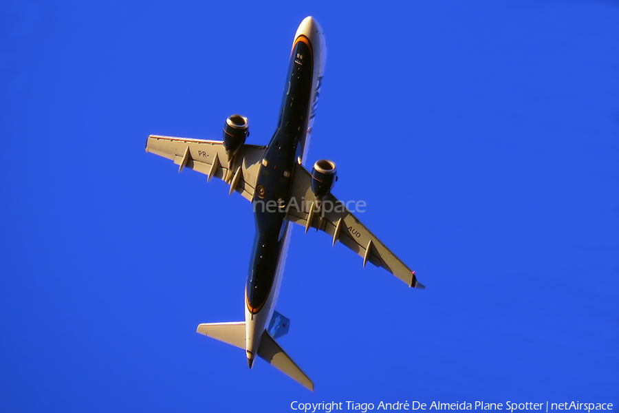 Azul Linhas Aereas Brasileiras Embraer ERJ-195AR (ERJ-190-200 IGW) (PR-AUO) | Photo 331264