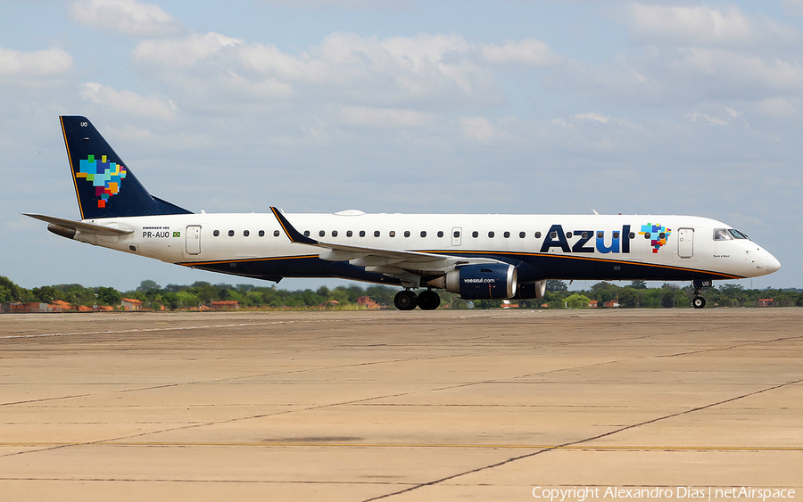 Azul Linhas Aereas Brasileiras Embraer ERJ-195AR (ERJ-190-200 IGW) (PR-AUO) | Photo 514779