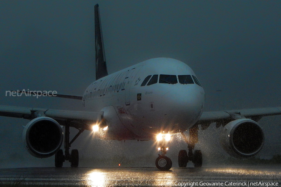 Avianca Brazil (Oceanair) Airbus A319-115 (PR-AVB) | Photo 393368