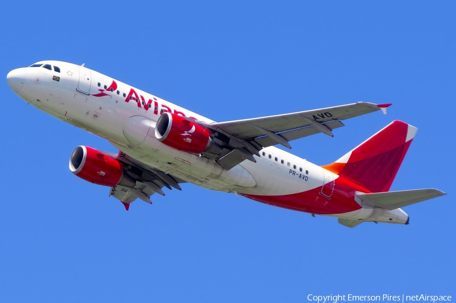 Avianca Brazil (Oceanair) Airbus A319-115 (PR-AVD) | Photo 331847