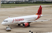 Avianca Brazil (Oceanair) Airbus A320-214 (PR-AVQ) at  Rio De Janeiro - Galeao - Antonio Carlos Jobim International, Brazil