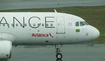 Avianca Brazil (Oceanair) Airbus A320-214 (PR-AVR) at  Recife - Guararapes - Gilberto Freyre International, Brazil