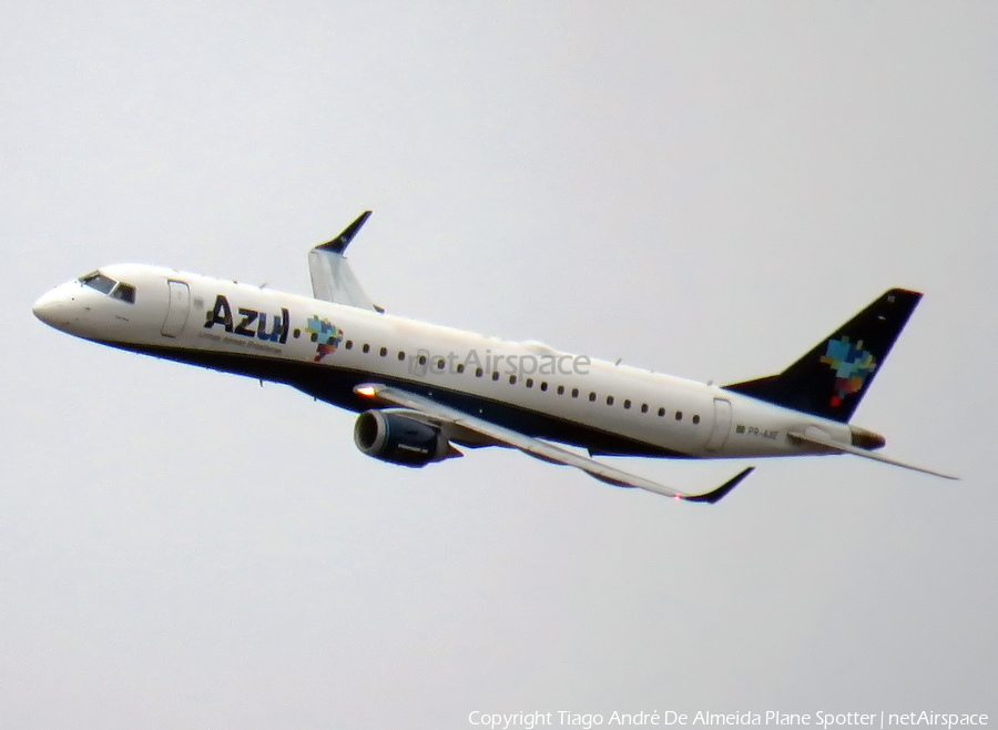 Azul Linhas Aereas Brasileiras Embraer ERJ-195AR (ERJ-190-200 IGW) (PR-AXE) | Photo 510501