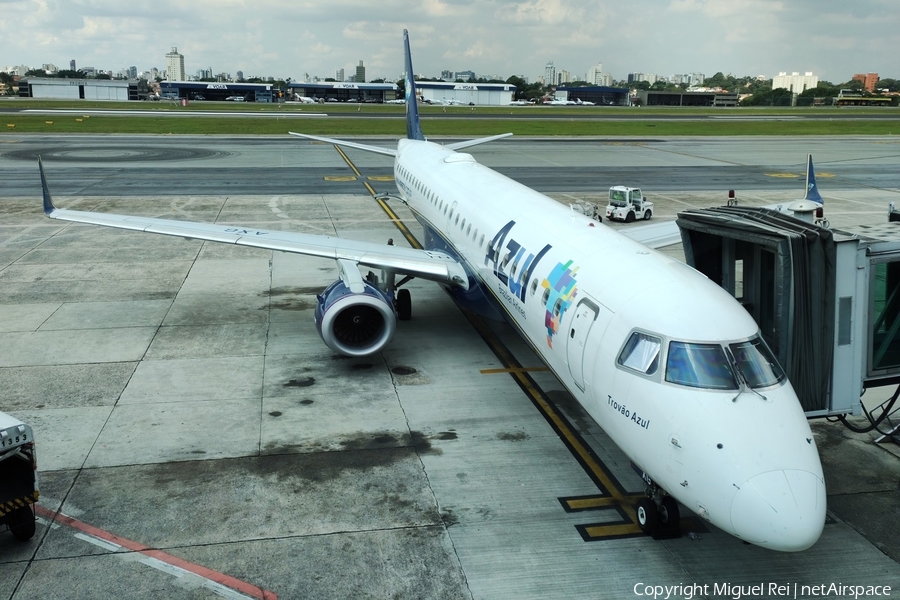 Azul Linhas Aereas Brasileiras Embraer ERJ-195AR (ERJ-190-200 IGW) (PR-AXG) | Photo 502643
