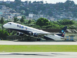 Azul Linhas Aereas Brasileiras Embraer ERJ-195AR (ERJ-190-200 IGW) (PR-AXK) at  Recife - Guararapes - Gilberto Freyre International, Brazil