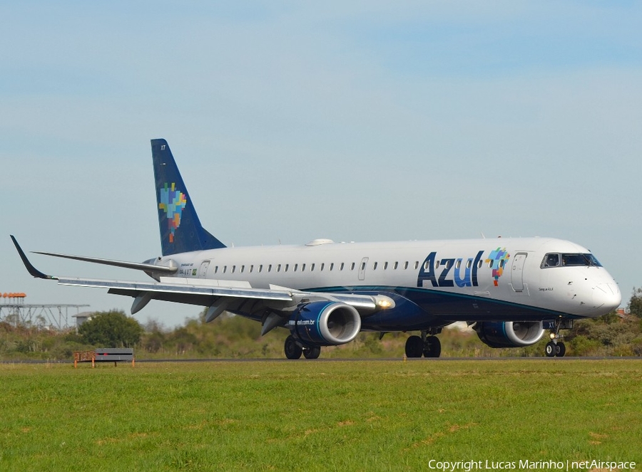 Azul Linhas Aereas Brasileiras Embraer ERJ-195AR (ERJ-190-200 IGW) (PR-AXT) | Photo 331733