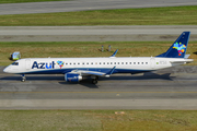 Azul Linhas Aereas Brasileiras Embraer ERJ-195AR (ERJ-190-200 IGW) (PR-AXU) at  Sao Paulo - Guarulhos - Andre Franco Montoro (Cumbica), Brazil