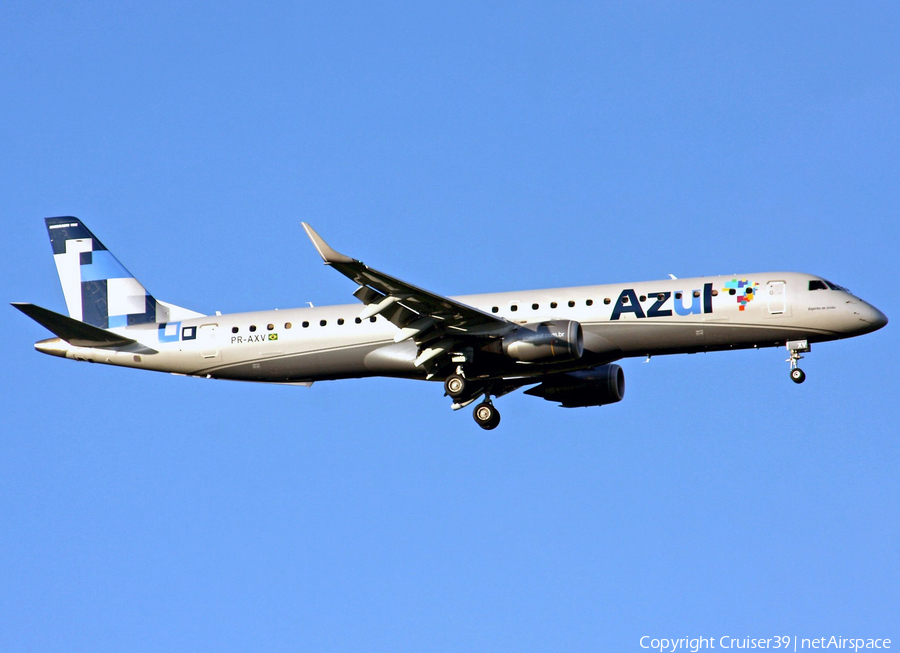 Azul Linhas Aereas Brasileiras Embraer ERJ-195AR (ERJ-190-200 IGW) (PR-AXV) | Photo 144886