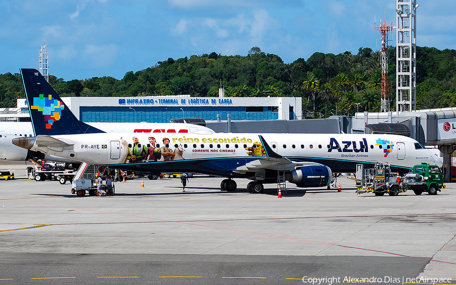 Azul Linhas Aereas Brasileiras Embraer ERJ-195AR (ERJ-190-200 IGW) (PR-AYE) | Photo 538556