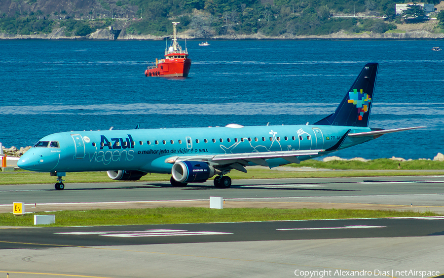 Azul Linhas Aereas Brasileiras Embraer ERJ-195AR (ERJ-190-200 IGW) (PR-AYY) | Photo 525081