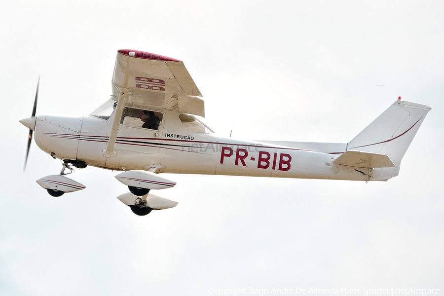 Aeroclube de Sorocaba Cessna 150L (PR-BIB) | Photo 516649