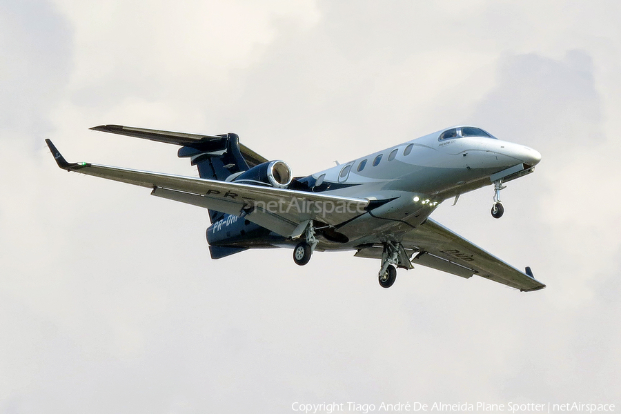 (Private) Embraer EMB-505 Phenom 300 (PR-DHP) | Photo 405531