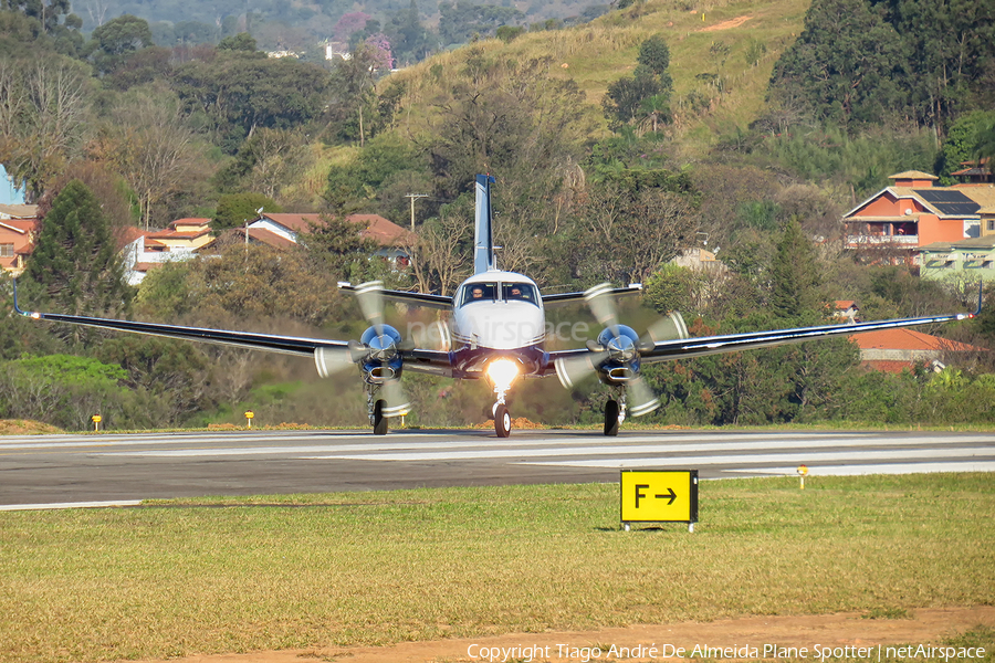 ALLJET Táxi Aéreo Beech C90GTi King Air (PR-FGE) | Photo 469228