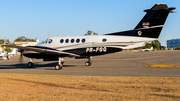 Táxi Aéreo Hércules Beech King Air B200 (PR-FGQ) at  Curitiba - Bacacheri, Brazil