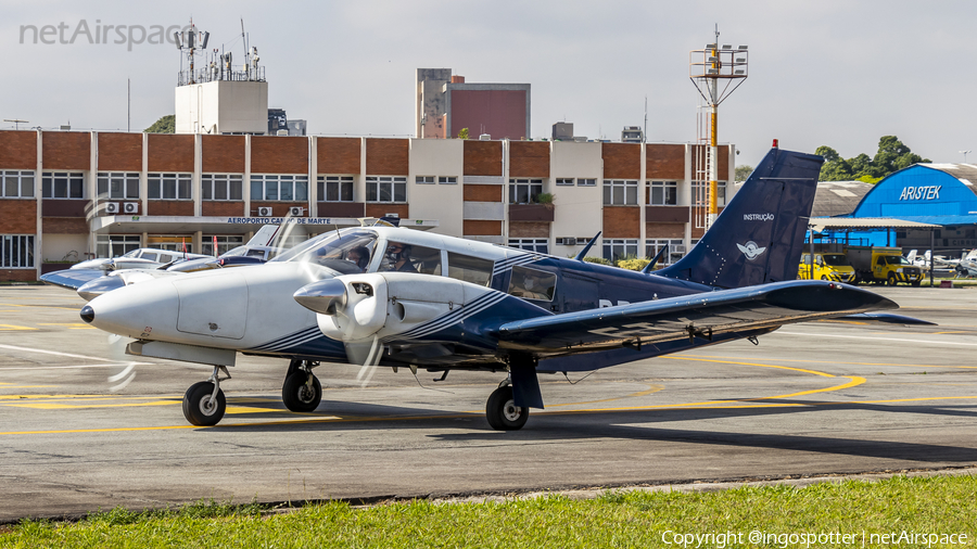 Aeroclube de São Paulo Piper PA-34-200 Seneca I (PR-FTX) | Photo 398447