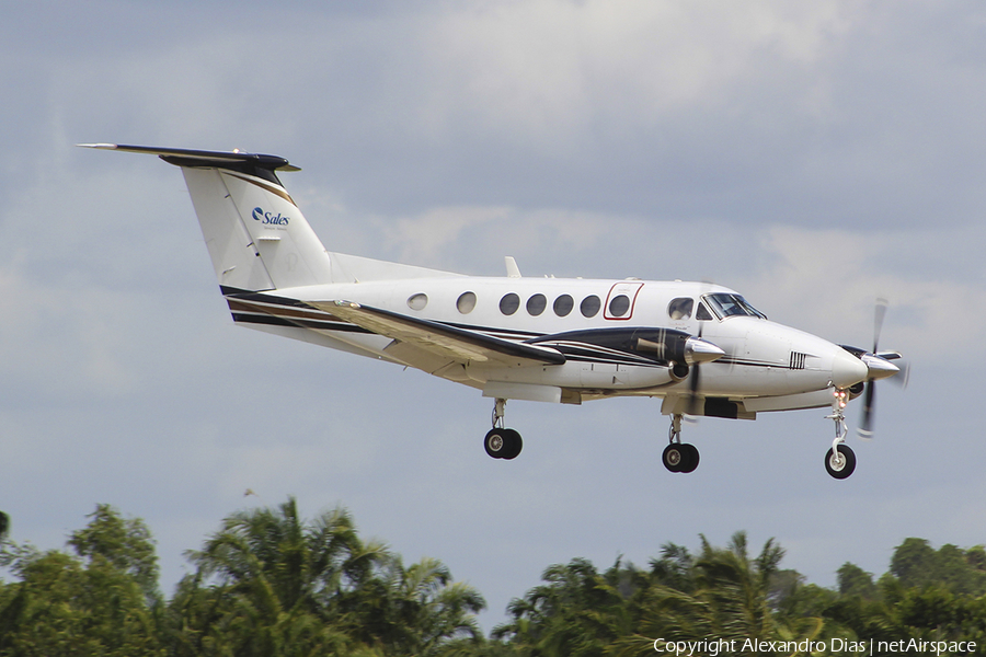 Sales Serviços Aéreos Beech King Air B200 (PR-FVP) | Photo 497817