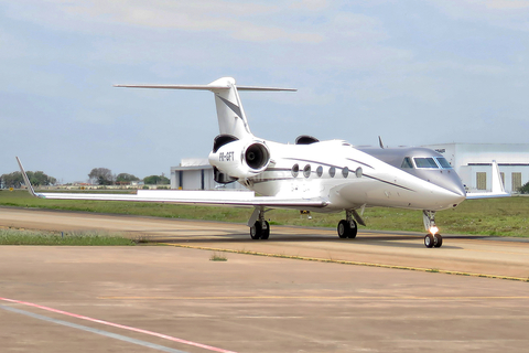 UpStar Aviation Gulfstream G-IV-X (G450) (PR-GFT) at  Sorocaba - Bertram Luiz Leupolz, Brazil